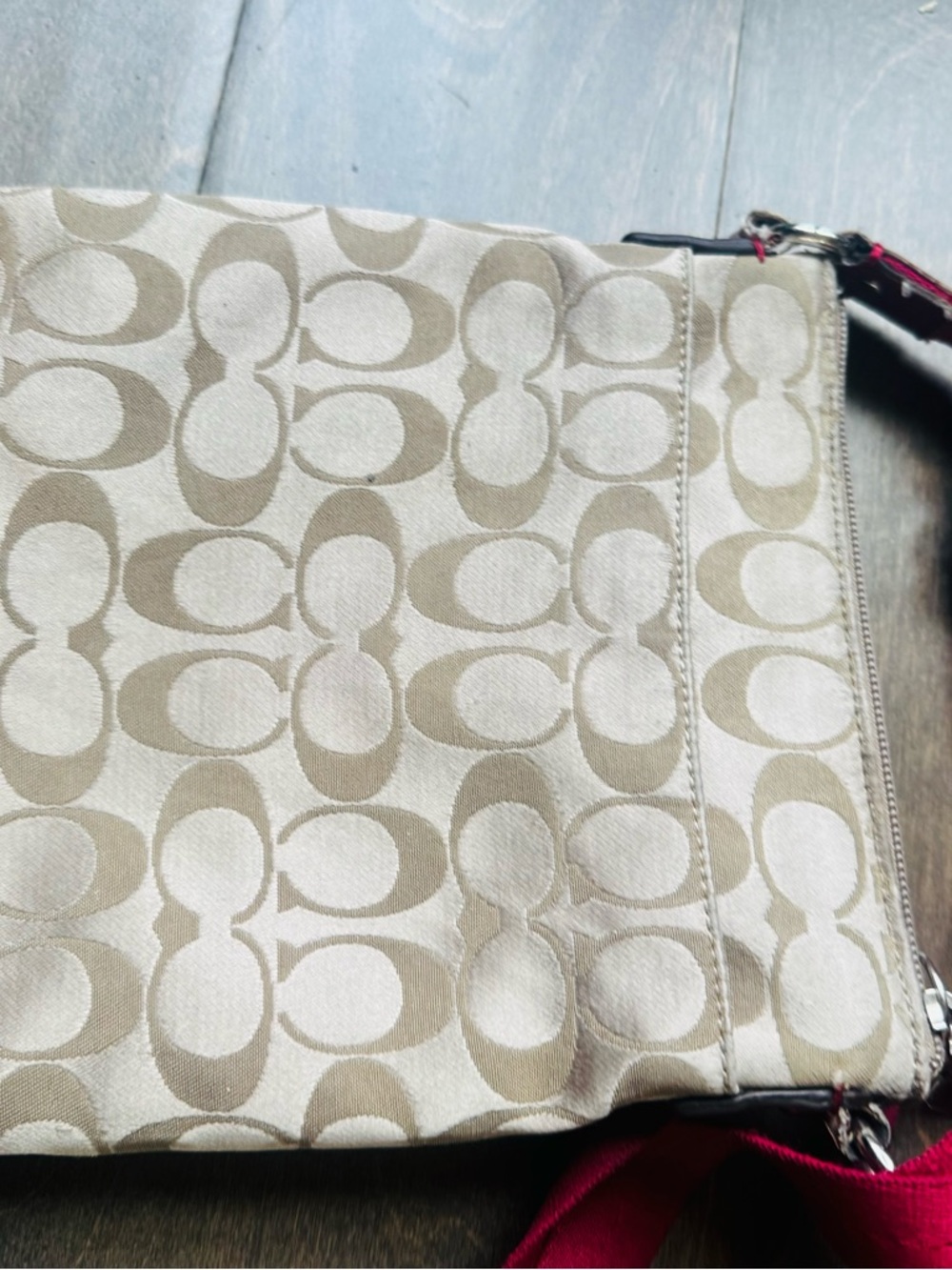 Coach Beige Signature Canvas Crossbody with Red Trim and Strap - Picture 11 of 14